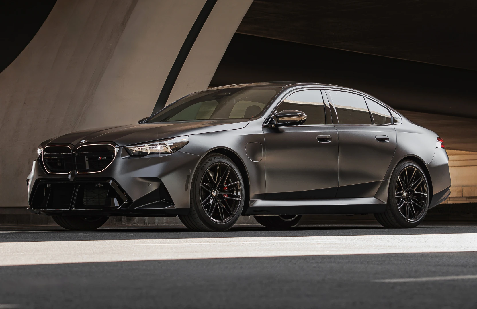 BMW M5 2024 - Sedan Car thumbnail NaN